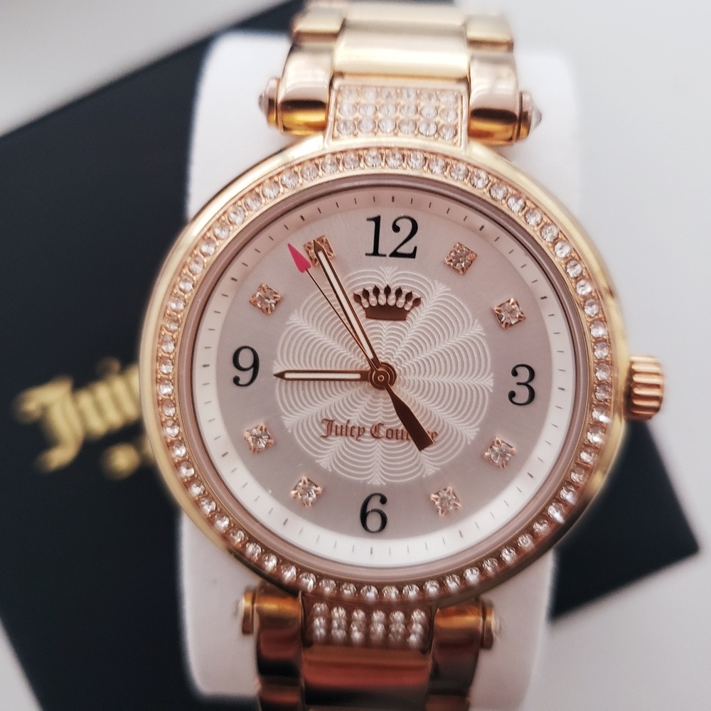 JUICY COUTURE - elegant timepiece